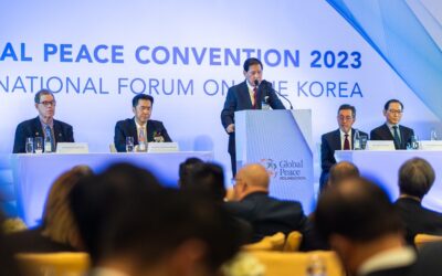 Mr. Jose Luis U. Yulo, Jr., President, Chamber of Commerce of the Philippines Islands, speaking during the International Forum on One Korea