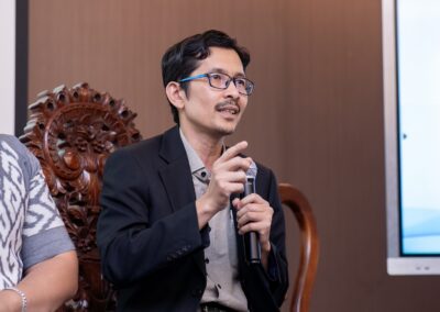 Session 1: The Impact of Volunteerism and Service Learning on Youth Empowerment and Leadership Development; Speaker: Jufitri bin Joha, Chairman of Benevolent Malaysia and Deputy Chairman of Global Peace Mission (GPM) Malaysia